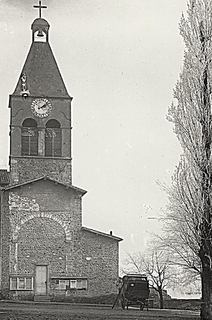 Omnibus devant l'ancienne église
